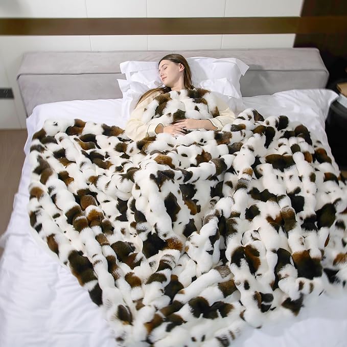 Cow Print Faux Fur Twin Blanket, Cozy Fluffy Ultra Soft Blanket Plush Fuzzy for Couch Travel Spring Camping Home Leisure Bedroom Boho Decor, Easy Care, Ideal Gift for New Mom Women, 60x80