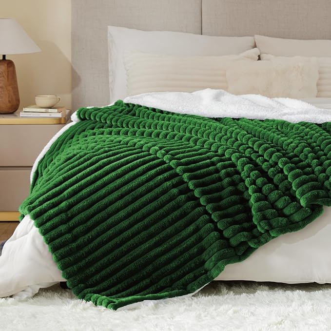 INFIIXSO Sherpa Fleece Queen Size Blanket - Super Soft & Warm Striped Fleece, Cozy Plush Fluffy Large Bed Blanket All Season Use (Dark Green, 90x90 Inches)