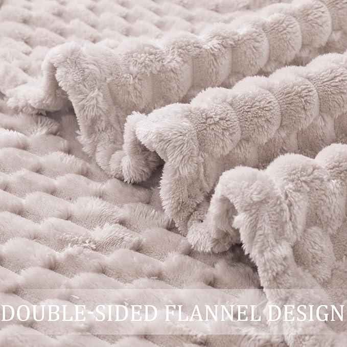 Exclusivo Mezcla Fleece King Blanket for Bed, Extra Large Fuzzy Camel Bed Blankets, Soft Cozy Plush Sofa Throws for All Seasons, 90x104 Inches