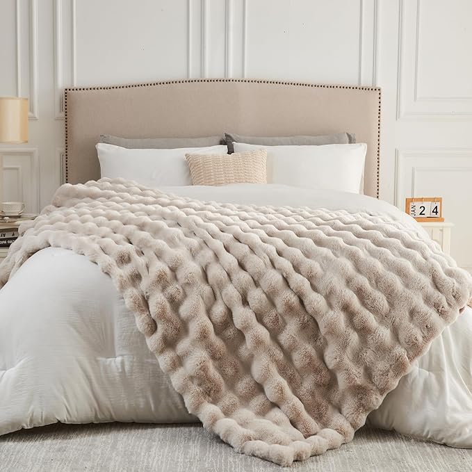 NEWCOSPLAY Faux Fur Throw Blanket Linen Luxury Fluffy Thick Warm Bubble Blanket for Couch Sofa Bed 1000GSM (Linen Bubble Thick, Throw(50"x60"))