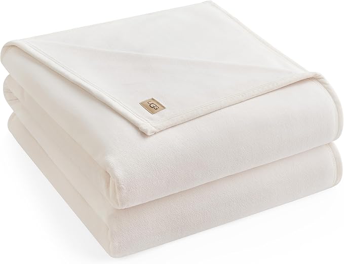 UGG Coco Queen Fleece Blanket for Bed – Luxury Room Decor, Plush & Warm Queen Blanket for Bed, Gifts for Teens and Women, 90" x 92", White Snow