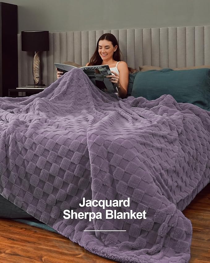 Pawque Super Soft Cozy Throw Blanket King Size for Couch Bed, Fluffy Sherpa Fleece Reversible Thick Warm Fuzzy Blanket for All-Season, 3D Checkered Jacquard Decorative Blankets, Purple, 108"x90"