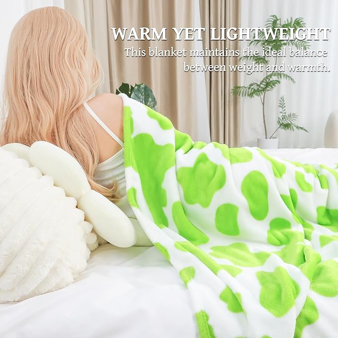 Lime Green Fleece Blanket Twin Size - Soft Fuzzy Lightweight Throw for Bed, Couch, Home Decor 60x80 Inches