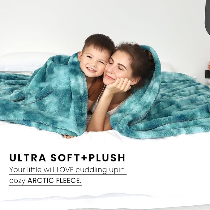 Fleece Throw Blanket Cozy Soft Lightweight Throw Blankets Warm Plush Lightblue Fall Blankets and Throws Couch Sofa Bed Camping Travel Picnic Outdoor Blanket Bedding for Women Wife Mom 60x80 in