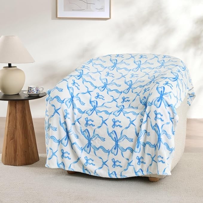 Blue Bow Throw Blanket – 50x60 Inch Soft Fleece Blanket for Girls and Women, Coquette Aesthetic Room Decor for Bed, Couch, Chair, Preppy Bedroom or Gift, Cute Pink Bow Decor Blanket
