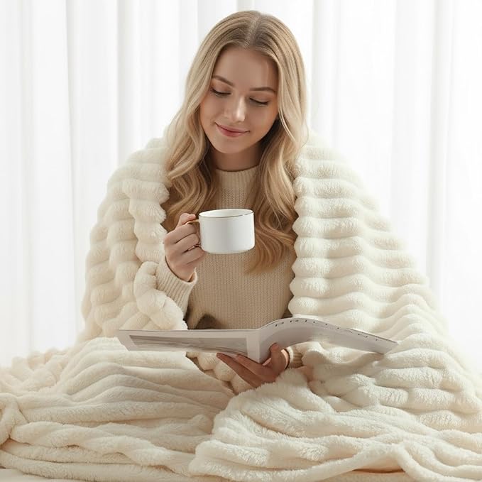 decorUhome Soft Fleece Cream White Throw Blanket for Couch, Cozy Fluffy Plush Flannel Striped Blanket for Sofa Bed, Lightweight Decorative Ribbed Fuzzy Blanket for Woman, 50x60 Inches