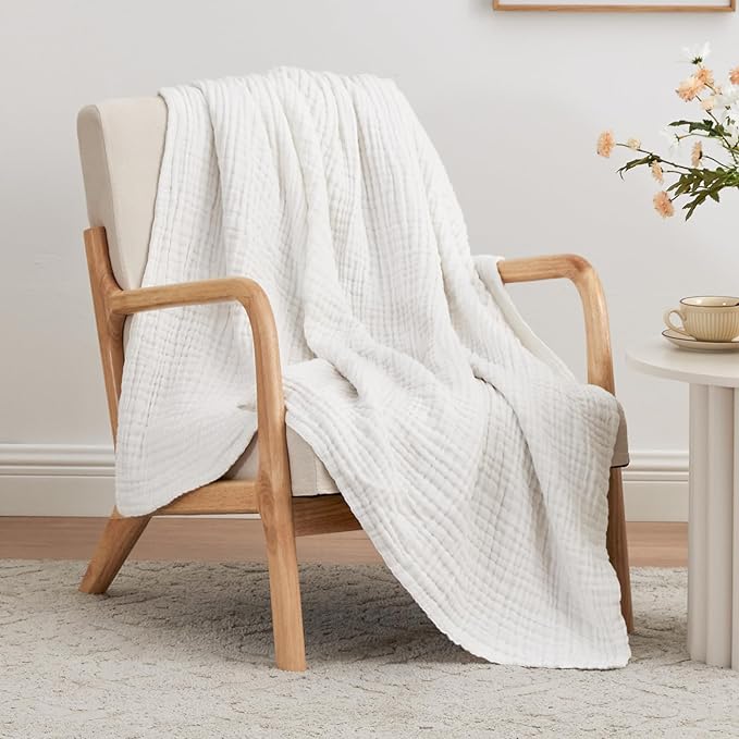 Love's cabin 100% Cotton Muslin Blanket, 6 Layer Lightweight Breathable Gauze Large Throw Blanket 50 x 70 Inches, Soft Cooling All Season Blanket for Couch or Sofa, White