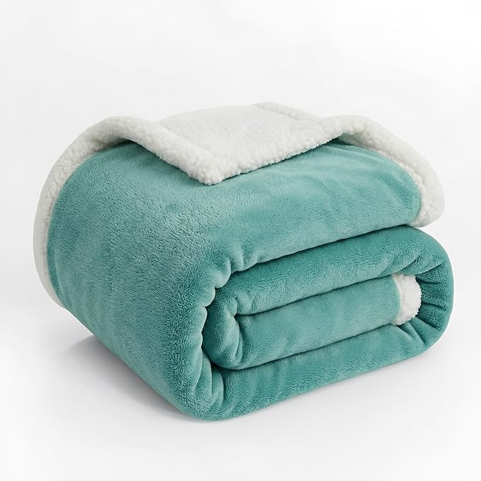 Sherpa Double-Sided Blankets, Plush & Cuddly Throw, Extra-Plush Thermal Fleece Blanket for Sofa/Couch/Bedding, Super Soft Living Room Blanket with Anti-Pilling (Green, 60×80)