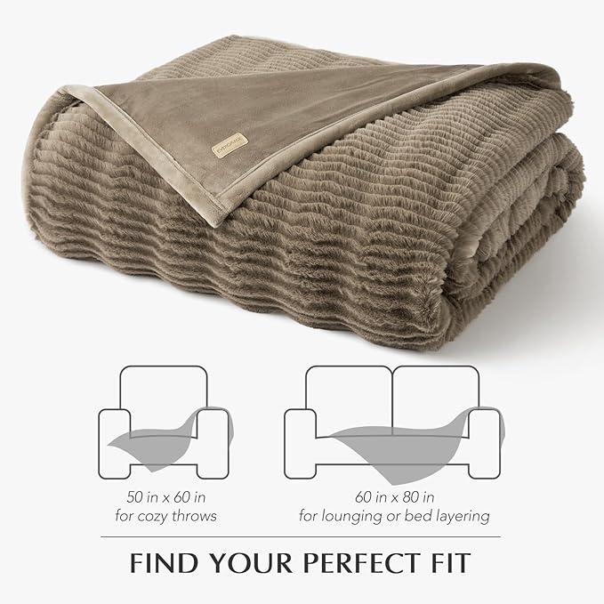 EVERGRACEHOME Ultra Soft Faux Fur Throw Blanket for Couch, Luxury Sculpted Texture Faux Rabbit Fur Blanket for Bed, Fluffy Thick Plush Warm Fuzzy Throw, 920GSM (Natural Tan, 50''x60'')