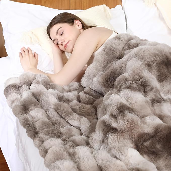 Faux Rabbit Fur Throw Blanket for Couch, Fluffy Warm Plush Thick Bubble Blanket for Bed Sofa Living Room, Soft Cozy Furry Blanket, 50x60 inches, Tie-dye Brown