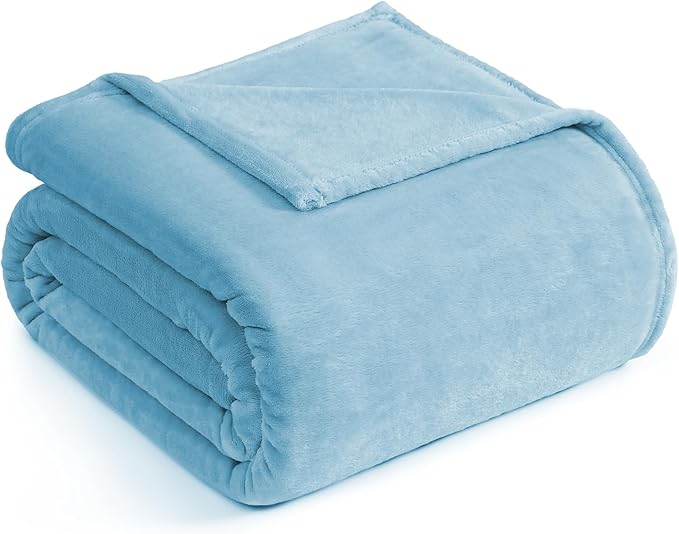 Casa Platino Fleece Blanket King Size – 300 GSM Light Blue Fleece Throw for Bed or Couch – Soft Cozy Warm Holiday Bed Blanket for Winter, Fuzzy Plush Elegant Gifts for Men & Women - 108x90 Inch