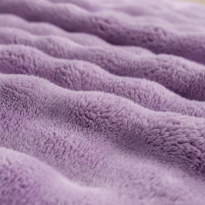 YUSOKI Luxury 3D Bubble Light Weighted Queen Blanket 4.7lb,All Ages,Home Decoration, (Lilac Purple,90 * 90inches)