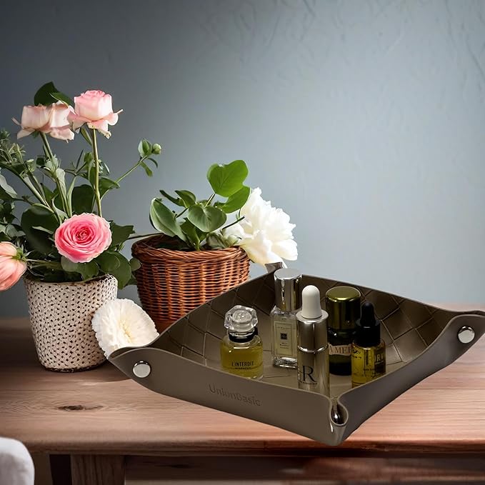 UnionBasic Small Valet Tray, Jewelry Tray for Rings Watches Earrings, Entryway Catchall Caddy for Coins Keys Change, Nightstand Bedside Valet Holder, Trays for Electronic Gadgets, Woven Tobacco Brown