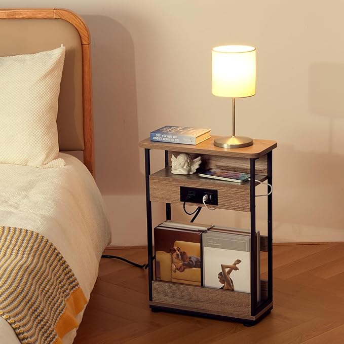 Narrow Side Table with Charging Station, 3-Tier End Table with 2 USB Ports & Power Outlets,Thin Sofa Side Table for Narrow and Small Spaces, Bedside Table Nightstand for Living Room,Oak