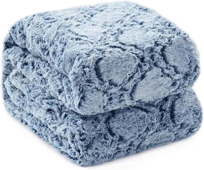 KAWAHOME Faux Fur King Size Blanket for Bed, Ultra Soft Warm Fluffy Blanket for Couch, Plush Fuzzy Bedding, Cozy Luxury Quatrefoil Pattern Bedroom Decor Gifts, 108" X 90" Blue