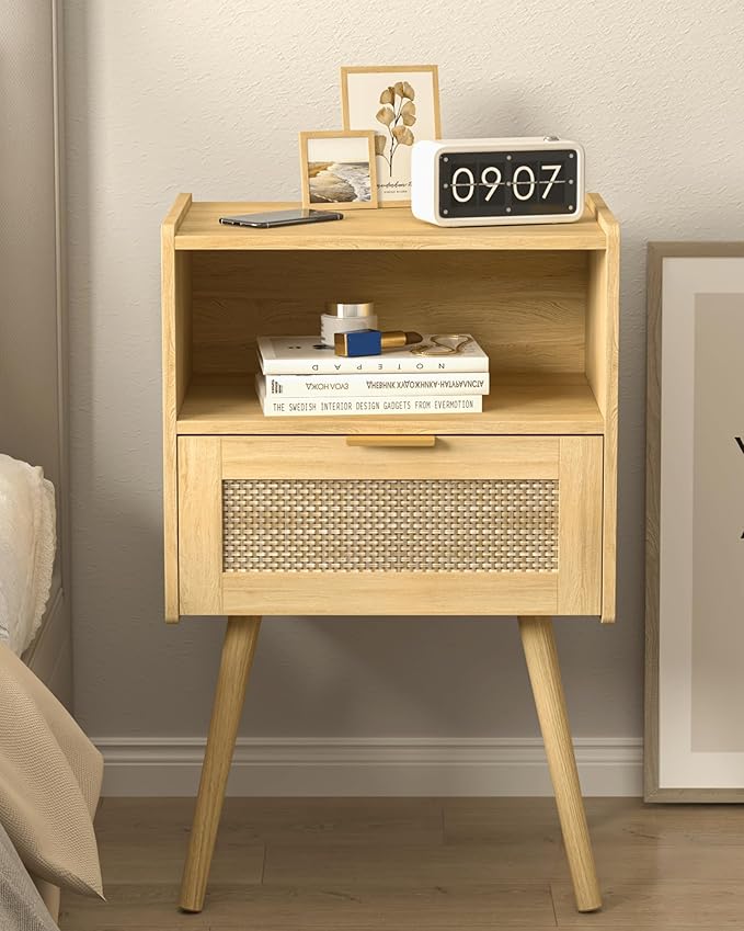 Nightstand,Modern Bedside Table with Storage Drawer and Open Wood Shelf, Accent Night Stand with Solid Wood Legs for Living Room, Bedroom and Small Spaces,Easy Assembly (Oak-Rattan)