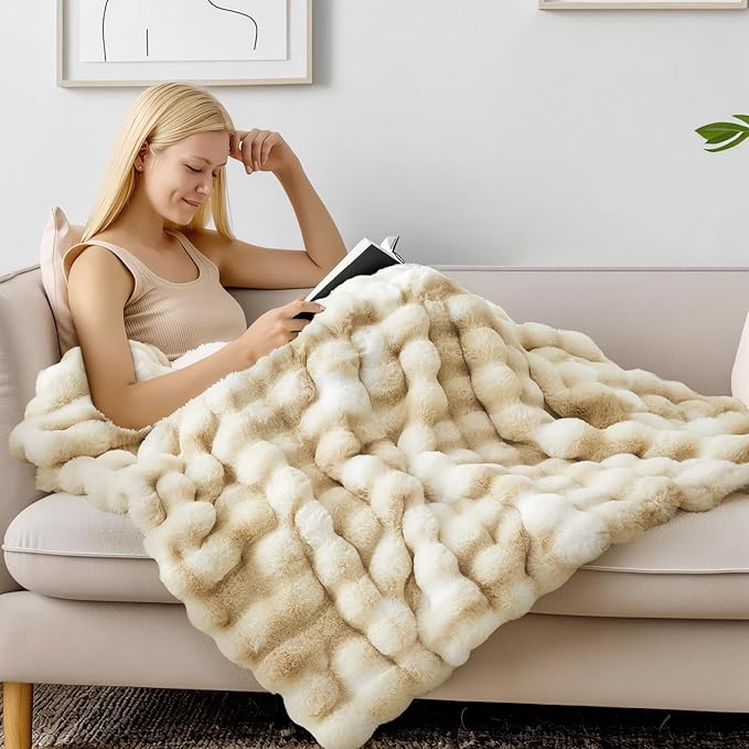 BEDELITE Faux Fur Throw Blanket for Couch, Decorative Tie-Dye Khaki Plush Bubble Blanket - Super Soft & Cozy Fluffy Faux Rabbit Fur Blanket for Women Gift, 60x80 Inches
