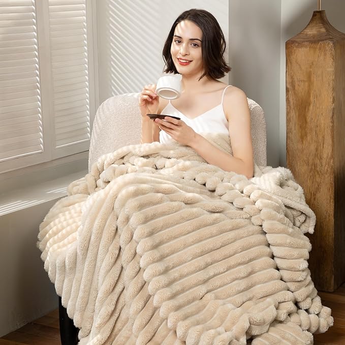 Comelady Fleece Throw Blanket for Couch,Super Soft Warm Fluffy Blanket for Bed Sofa Room Decor-Lightweight Cozy Fuzzy Striped Blanket for All Seasons(Light Brown,50"×60")