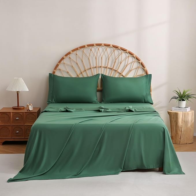 JSD Hunter Green King Sheet Set with Side Pocket Corner Straps, 4 Piece Soft Microfiber Bed Sheets Extra Deep Pocket