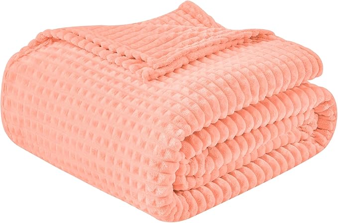 EMME Fleece Blanket Queen Size Luxury Flannel for Couch Bed Sofa Chair, Soft, Plush, Warm and Cozy Blanket with Geometric Grid Design (Pink, 80'' x 90'')