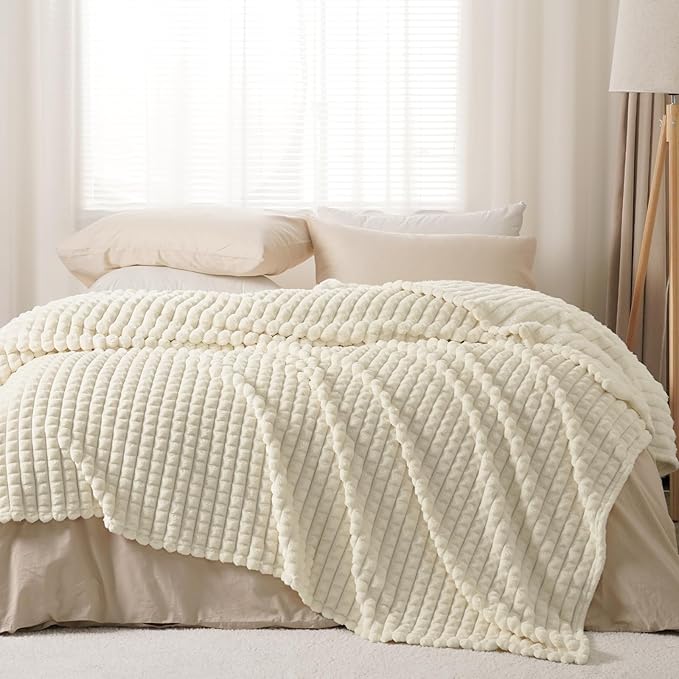 PHF Luxury Soft Fleece Blanket Queen Size, No Shed No Pilling, 380GSM Fluffy Cozy Throw Blankets for Bed, 90"x90", Lightweight Warm Bedding for Home Decor, Ideal Gift for Women, Cream