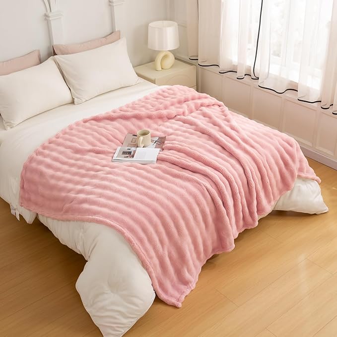 YUSOKI Luxury 3D Bubble Light Weighted Throw Blanket 2.8lb,All Ages,Home Decoration, (Light Pink,60 * 80inches)