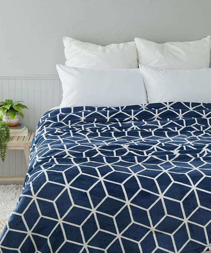 Elegant Comfort Luxury Velvety-Soft Coral Flannel Blanket Micro-Velour Ultra-Softness Fuzzy Plush, King/California King, Navy Blue