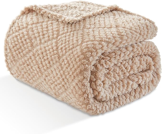 EMME Fleece Blanket, 3D Jacquard Throw Blanket for Couch and Bed, Soft Cozy and Fluffy Blankets Lightweight Luxury Flannel with Waffle Design (Beige, 80" x 90")