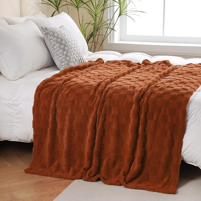 Burnt Orange Fleece Throw Blanket 60”×80” for Couch Sofa Bed,Super Soft Cozy Plush Microfiber Flannel Blanket with 3D Checkered Design Lightweight for Adults,Woman,Girls