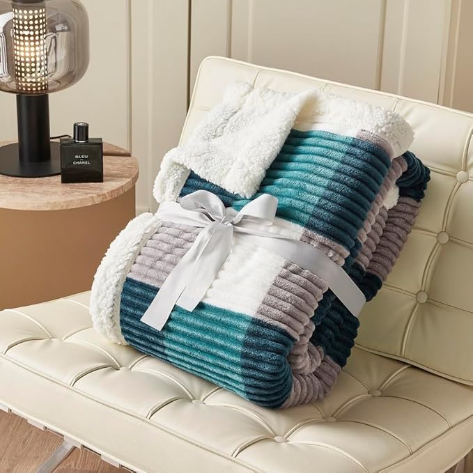 Sherpa Fleece Throw Blanket for Couch, Fluffy Plush Warm Fuzzy Blanket for Women and Men, Cozy Thick Soft Twin Blanket for Bed(Teal, 60"*80")