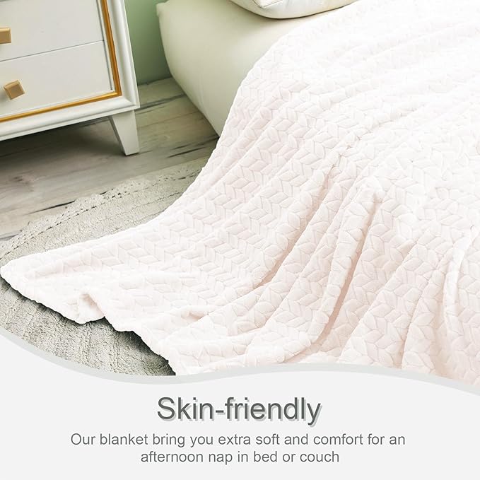 Exclusivo Mezcla Fleece Throw Blanket for Couch and Bed, 50x70 Inches Soft Cozy Jacquard Flannel Blankets, Lightweight Fuzzy Plush Warm Throws for Women, Off White