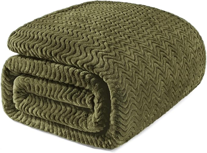 Exclusivo Mezcla Twin Blanket for Bed, Cozy Lightweight Fleece Blankets for All Season, Decorative Giftable Fuzzy Plush Wave Textured Suitable for Women, Men, Olive Green, 90x66 Inches