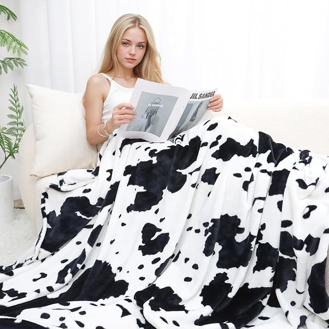 Fleece Throw Blanket for Women Men, Black White Soft Cozy Fuzzy Fleece Throw for Couch, Bed, Sofa & Office, Warm Plush Bedding for All Seasons 50" x 60"