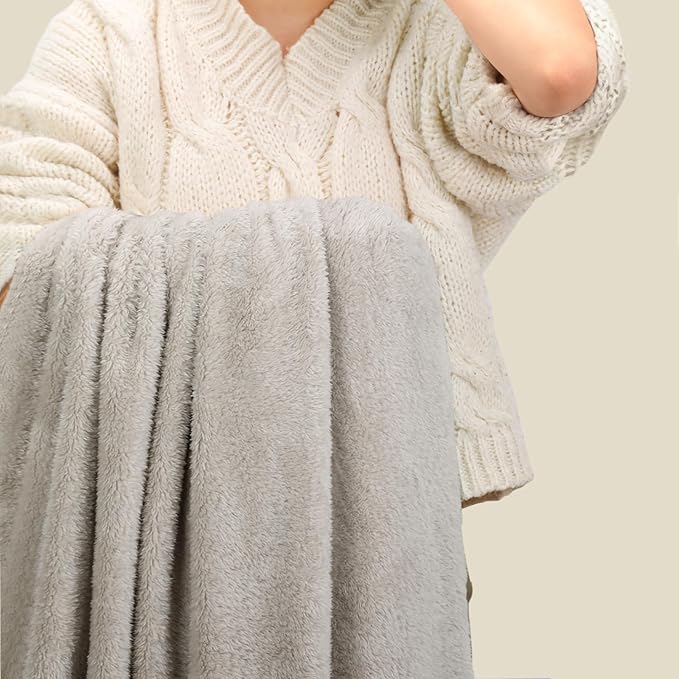 Plush Fleece Throw Blanket for Couch and Bed, Fluffy Fuzzy Cozy Soft Blankets All Season Use (50x60 Inches,Beige)