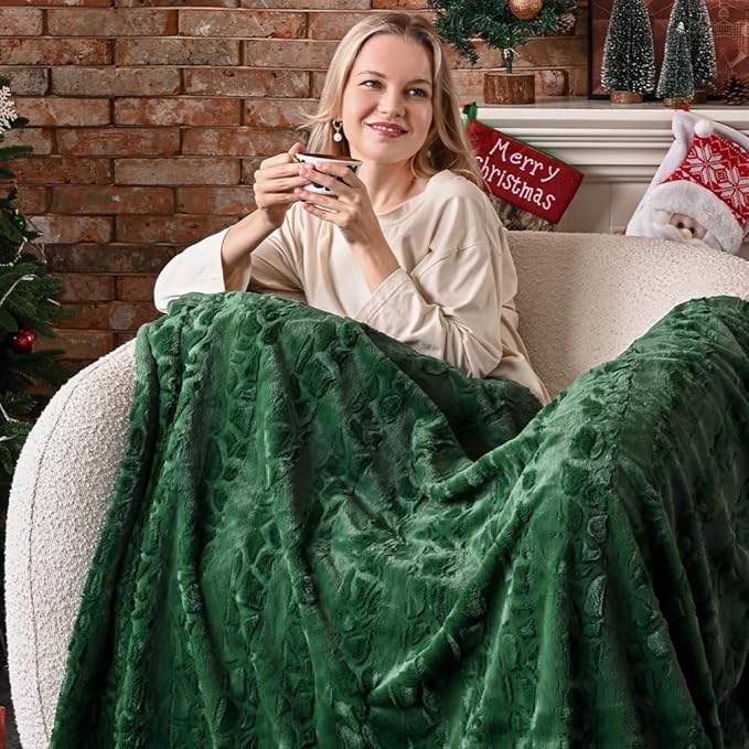 Krifey Faux Fur Throw Blanket, Super Soft Cozy Blanket, Luxury Fluffy Blanket Warm Bed Throw, Plush for Women, Dark Green, 50" x 60"