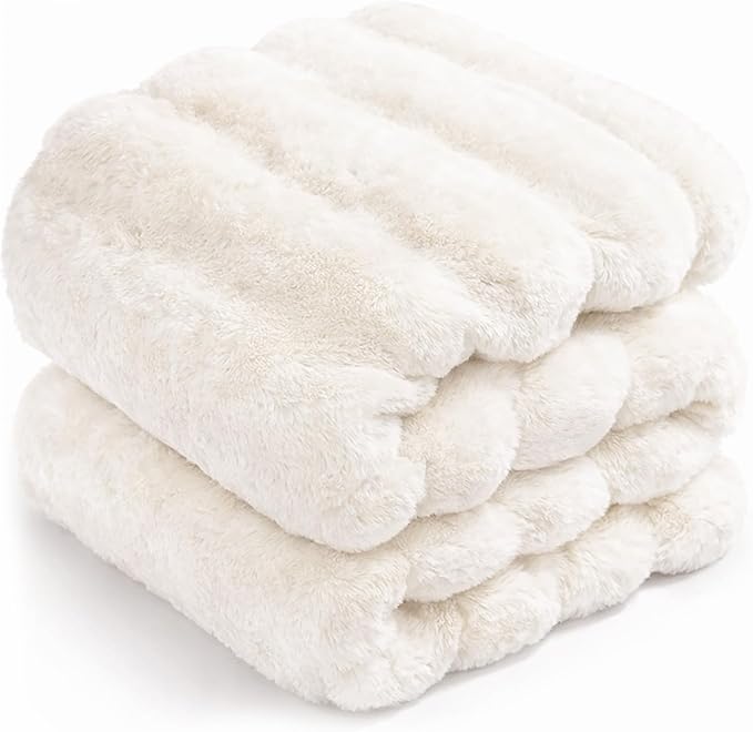 Touchat Ultra Soft Luxury Fluffy Ridgeline Faux Fur Throw Blanket, Thick Warm Fuzzy Blankets for Winter, Cozy Plush Reversible Blanket for Couch, Bed, Sofa，Beige Cream White, 90x90 Inches