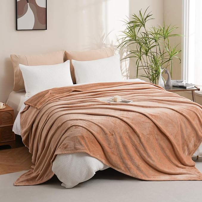 Fleece Blanket King Size, Silky Flannel Fuzzy Blankets for All Season, Cozy Lightweight Blanket for Couch, Bed, Sofa, 108" x 90", Camel, King