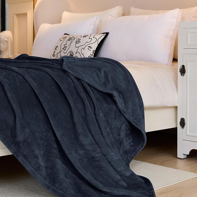 Twin Fleece Blankets for Women, Silky Flannel Fuzzy Blanket for All Season, Cozy Lightweight Blanket for Couch, Bed, Sofa, 60" x 80", Navy Blue, Twin