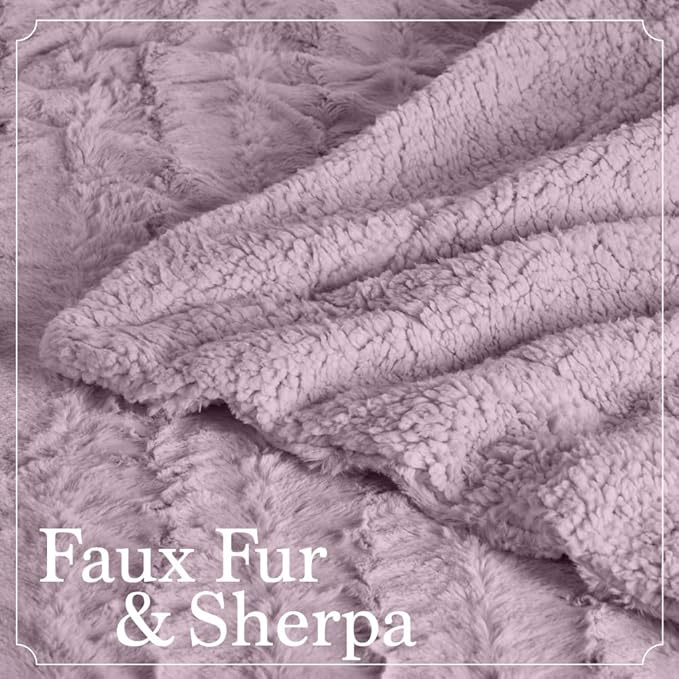The Connecticut Home Co Throw Blanket for Couch, Soft Fluffy Room Decor, Cozy Warm Throws for Bed, Couches, Gifts for Women, Bedroom Cute Aesthetic Blankets Faux Fur and Sherpa, 65x50, Purple