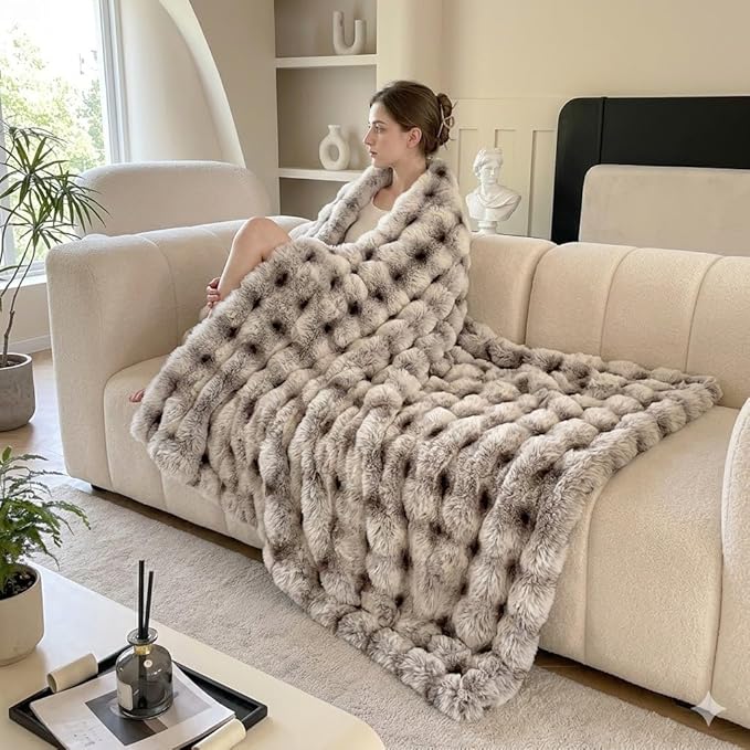 Luxury 1000GSM Throw Blanket, 60x80 Inches, Ultra Soft Double-Sided 3D Bubble Textured Faux Rabbit Fur, Frosted Brown & White, Reversible High-Density Plush Warm Blanket for Sofa & Bed