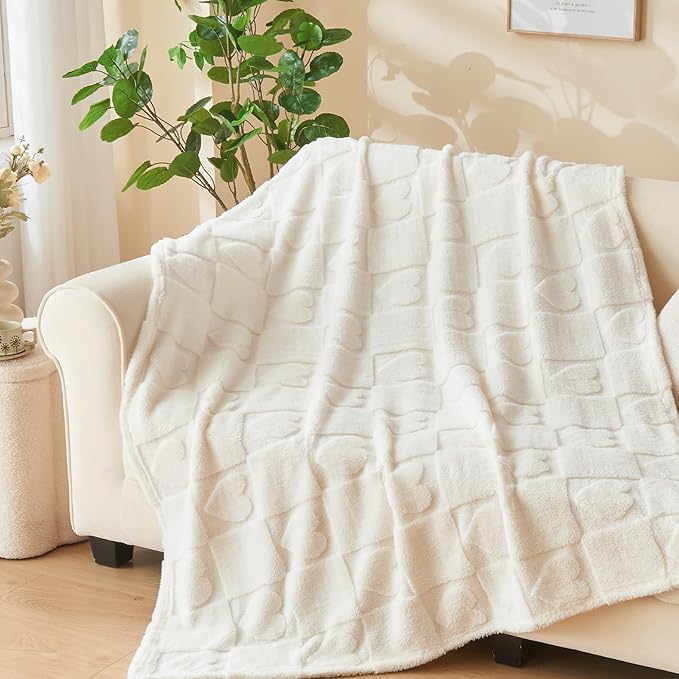 NEWCOSPLAY Super Soft Queen Blanket Ivory Love Premium Silky Flannel Fleece 3D Heart Checkered Lightweight Bed Blanket All Season Use (Ivory Love, Queen(90"x90"))