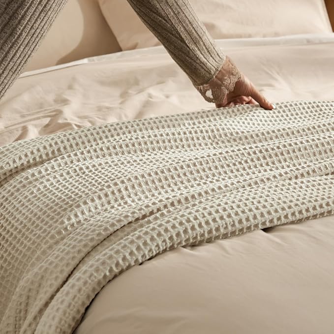 PHF Ultra Soft Waffle Weave Throw Blanket 50"x 60"- Washed Lightweight Breathable Cozy Woven Blanket for Bed - Aesthetic Decor for Couch Bedding Sofa Home Car - Light Khaki/Linen