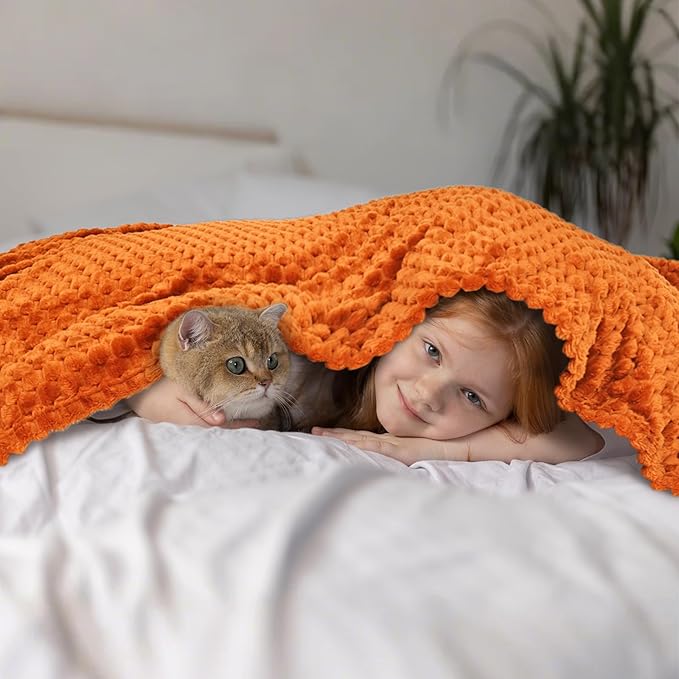 Vessia Flannel Fleece Throw Blanket, 3D Jacquard Burnt Orange Fuzzy and Warm Blanket for Couch,Sofa,Bed,Chair, 300GSM Soft Touch Cozy Throw for All-Season Home Decor(50x40inch)
