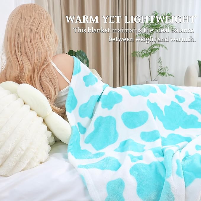 Blue Throw Blanket for Kids, Lightweight Fuzzy Fleece Travel Blanket, Soft Cyan Bedding for Car Seat, Stroller, Airplane, 40X50 Inches