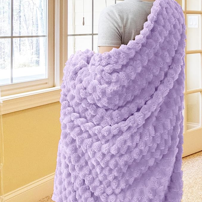 Vessia Flannel Fleece Throw Blanket, 3D Jacquard Light Purple Fuzzy and Warm Blanket for Couch, Sofa, Bed, 300GSM Super Soft Touch Cozy Home Decor for All Seasons (50x70 inches)