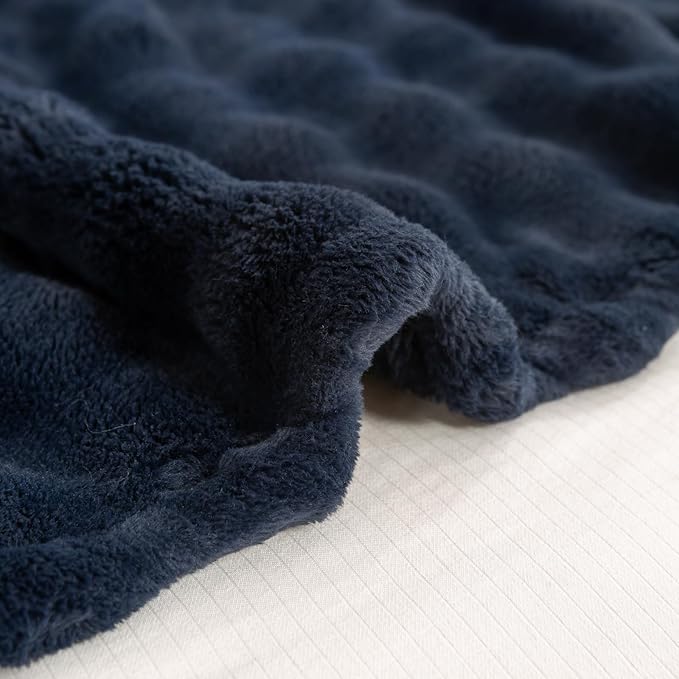 YUSOKI Luxury 3D Bubble Light Weighted Queen Blanket 4.7lb,All Ages,Home Decoration, (Navy,90 * 90inches)