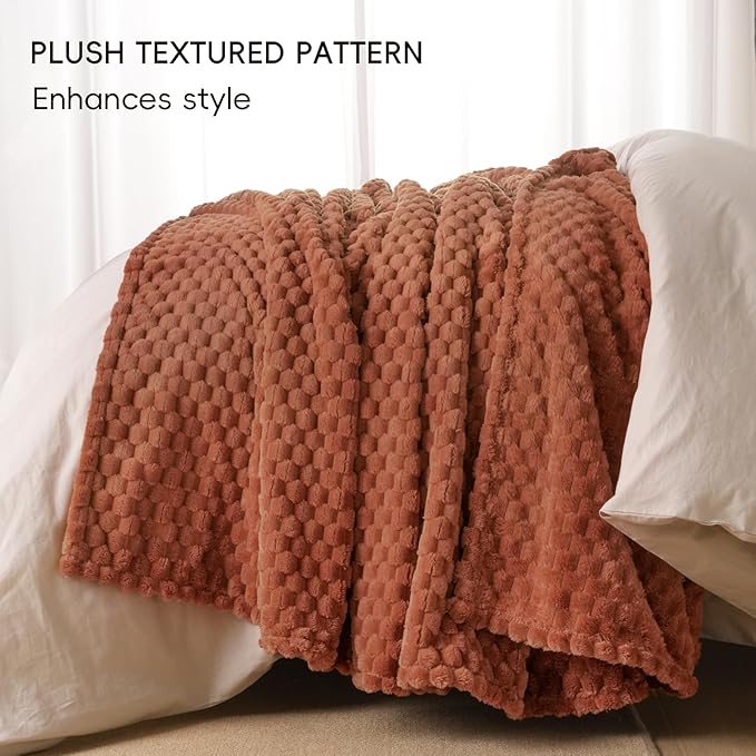 PHF Ultra Soft Flannel Fleece Blanket King Size, Lightweight 3D Jacquard Fleece Blanket, No Shedding, No Pilling, Luxury 340GSM Aesthetic Fluffy Cozy for Bed Room Decor, 108"x90", Terracotta
