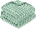 HOMRITAR Baby Blanket for Girls Boys Soft Fluffy Fleece Toddler Blanket Stereoscopic Grid, Warmer Comfort Reversible Lightweight Bed Blankets for Infant (Light Green, 30 x 40 Inch)