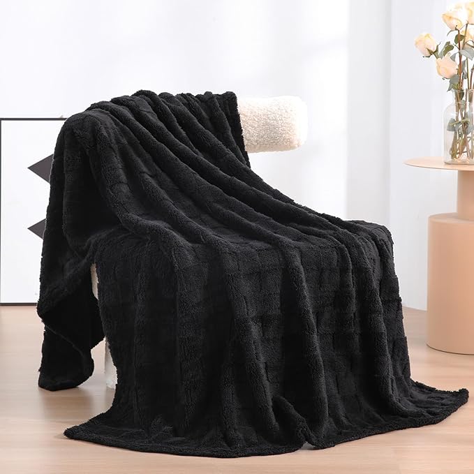 Black Fleece Throw Blanket 50”×60” for Couch Sofa Bed,Super Soft Cozy Plush Microfiber Flannel Blanket with 3D Checkered Design Lightweight for Adults,Woman,Girls