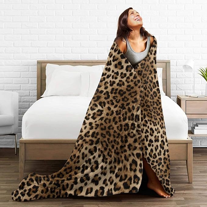 Cheetah Leopard Print Throw Blanket Ultra-Soft Cozy Leopard Decor Fleece Blankets Lightweight Cheetah Blanket for Couch Sofa Bedding Home Decor (50" L x 40" W, Leopard)
